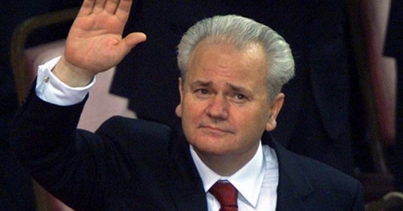 Milosevics elnökre emlékeztek Szerbiában