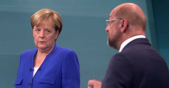 Merkel-Schulz-vita: az orbánozás nem segít