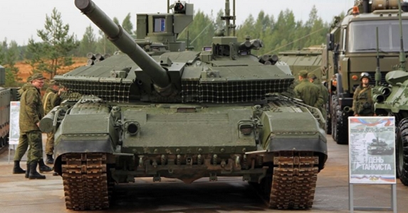 Itt a T90 harckocsi potom 550 millió forintért