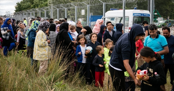 EU: roppantsuk össze a magyarokat, lengyeleket, cseheket!