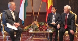 A Vietnami KP főtitkára Thürmer Gyulával találkozott