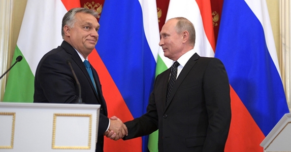 Kiegyensúlyozott, kiszámítható a magyar-orosz kapcsolat