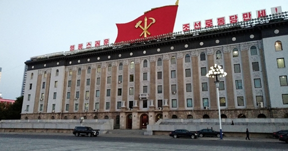 Thürmer köszöntötte Kim Dzsongun észak-koreai vezetőt Thürmer köszöntötte Kim Dzsongun észak-koreai vezetőt