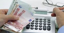 Egész évben azért gürcölünk, hogy a német tőkésnek új autója legyen