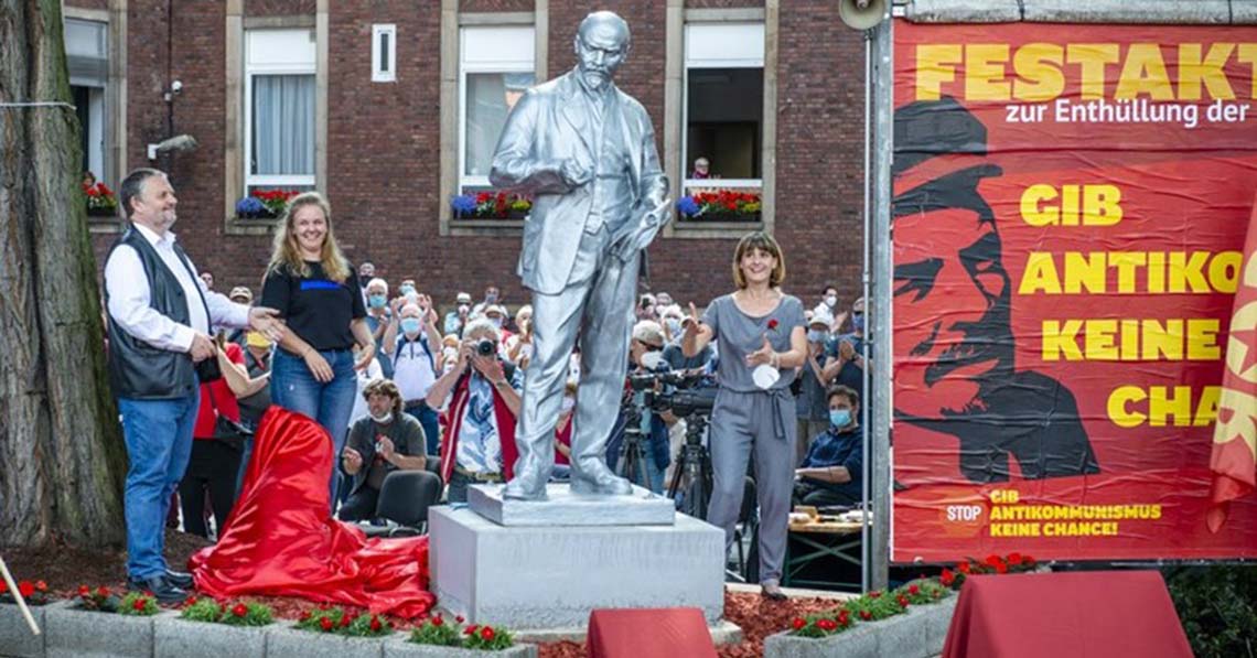 Lenin-szobrot avattak Németországban