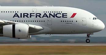 Air France: állami pénz jöhet, a dolgozó mehet!