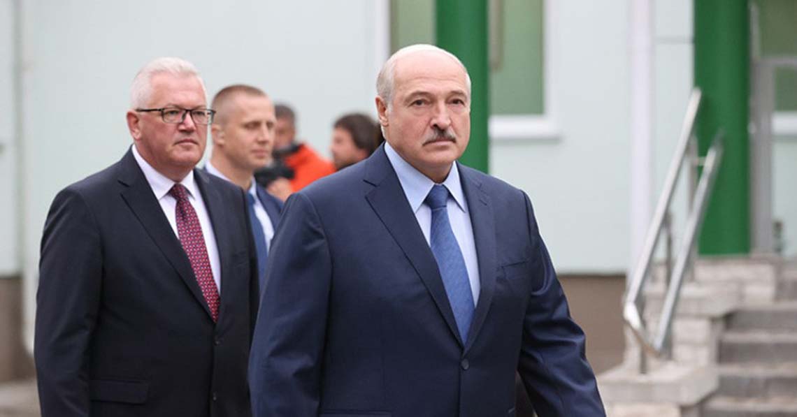 Lukasenko: ne engedjük darabokra szedni Belaruszt!