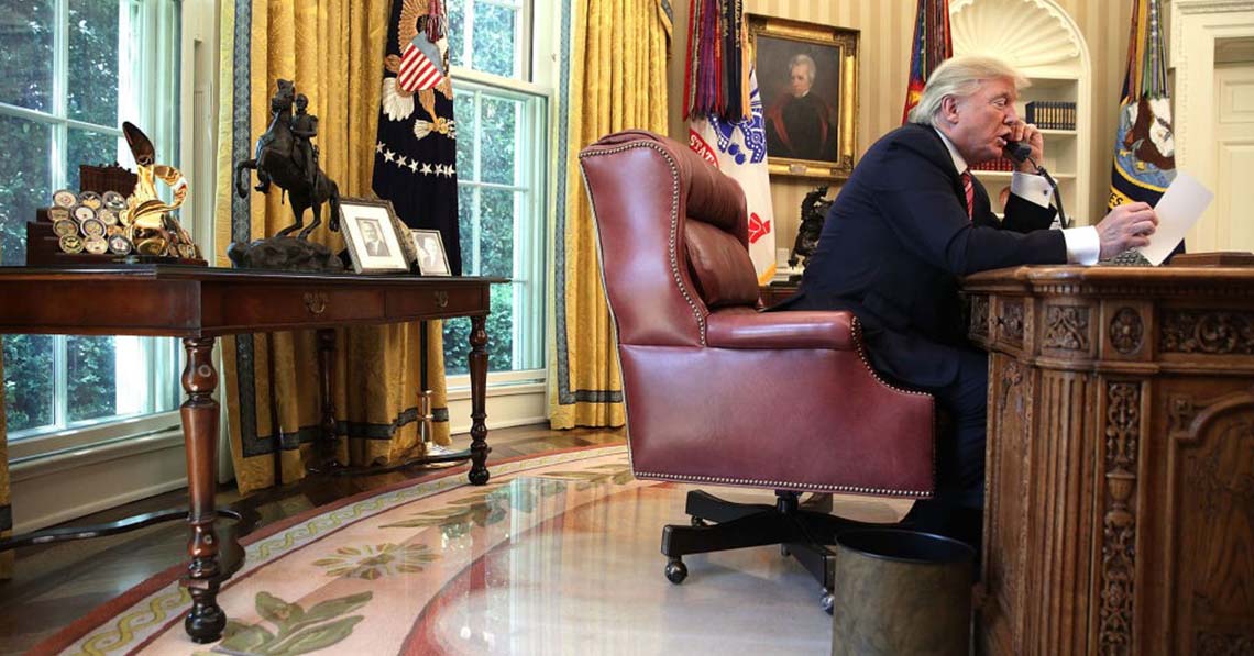 Mibe kerül az amerikai elnök széke?