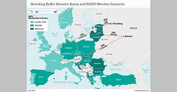 A NATO Szentpétervár kapui előtt