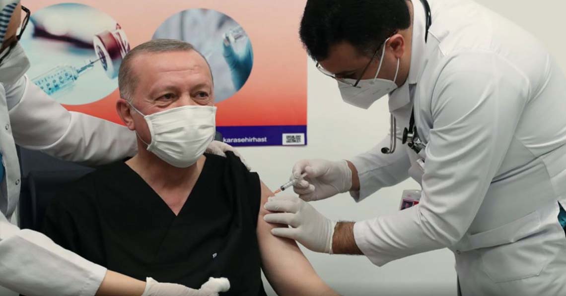 Kapja Orbán Viktor az első kínai vakcinát!