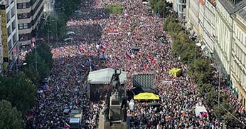 Prága népe már megmozdult