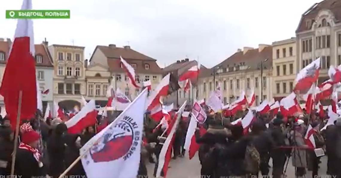 Varsó: „Ez nem a mi háborúnk!”