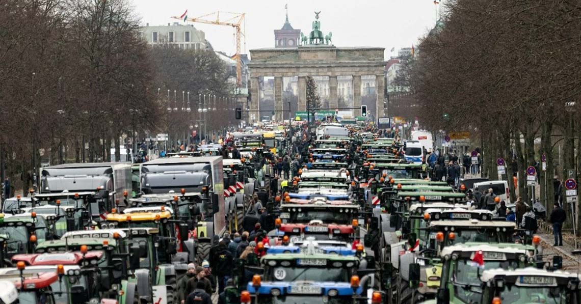 Berlin: nem lehet semmibe venni az emberek tiltakozását!