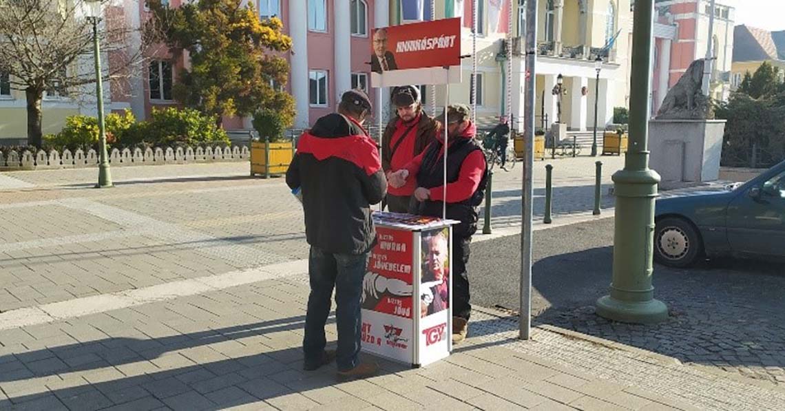 Mohács: Békés, boldog karácsonyt!