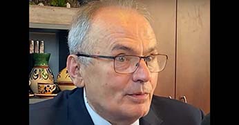 Leszarom-ország  Írta: Thürmer Gyula