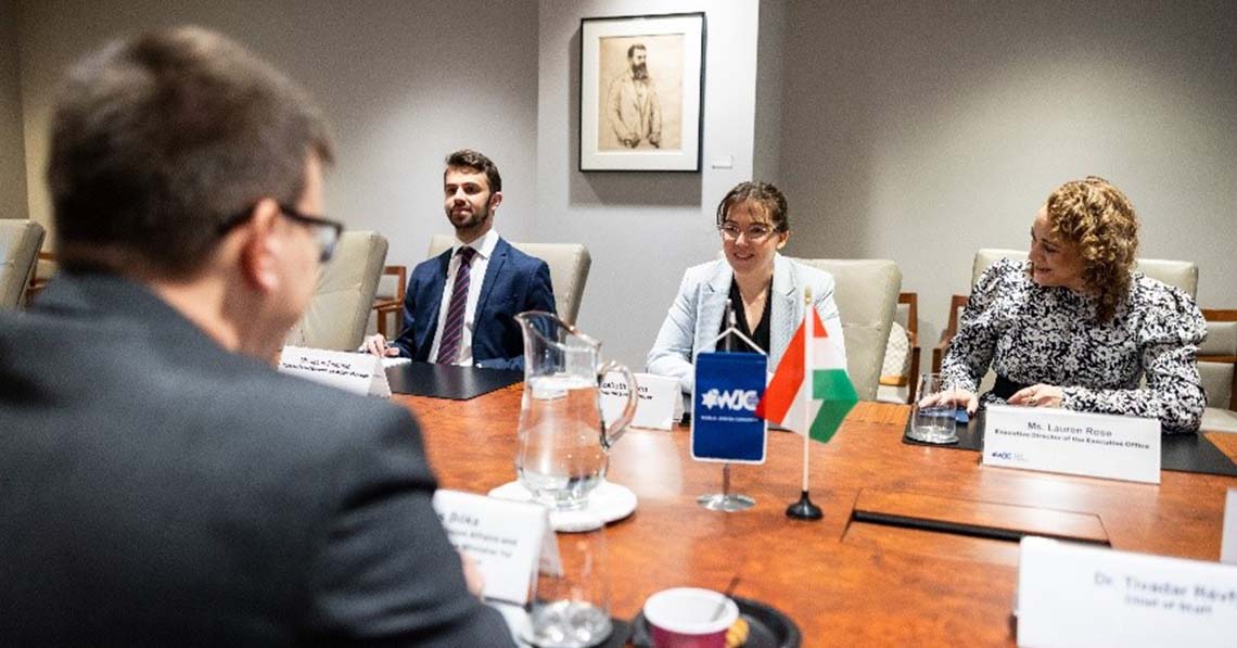 Bóka János a Zsidó Világ Kongresszusnál