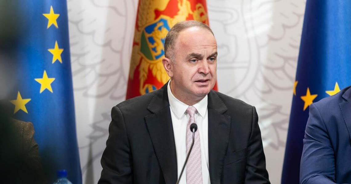 Montenegró hadat üzen a Huaweinek