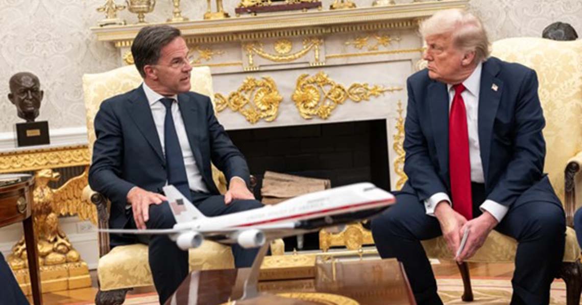 Szemét Rutte, képmutató Trump