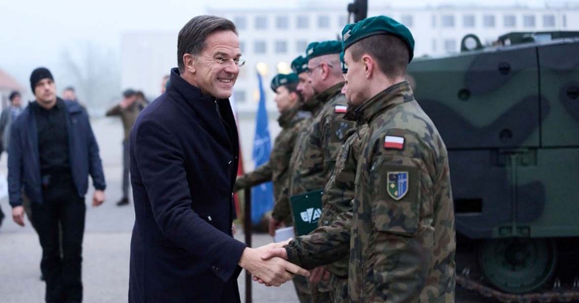 Állítsuk meg a háború bűnöseit!