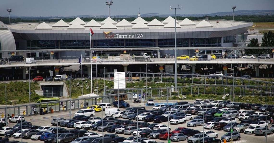 Sok hűhóból reptéri vasút?