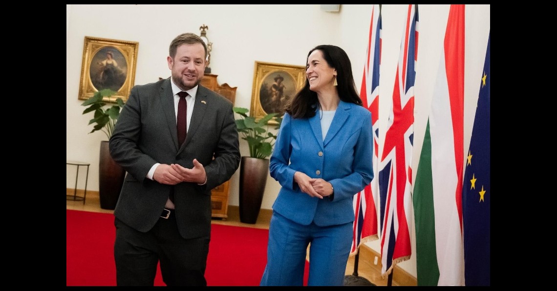A transzparencia jegyében nem mondunk semmit