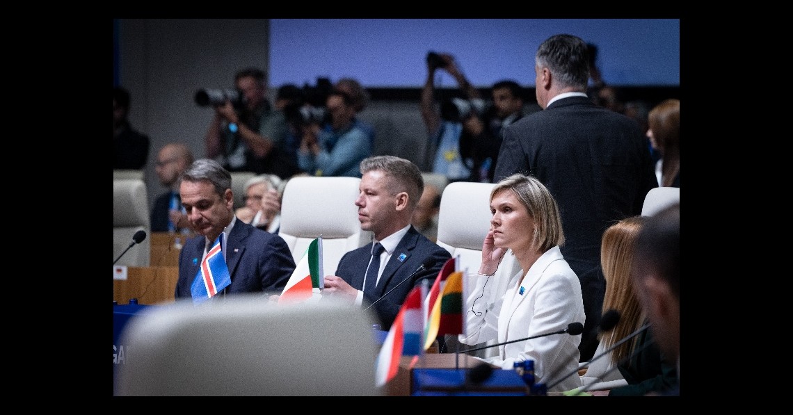 NATO: Magyar Péter mindenre igent mondott