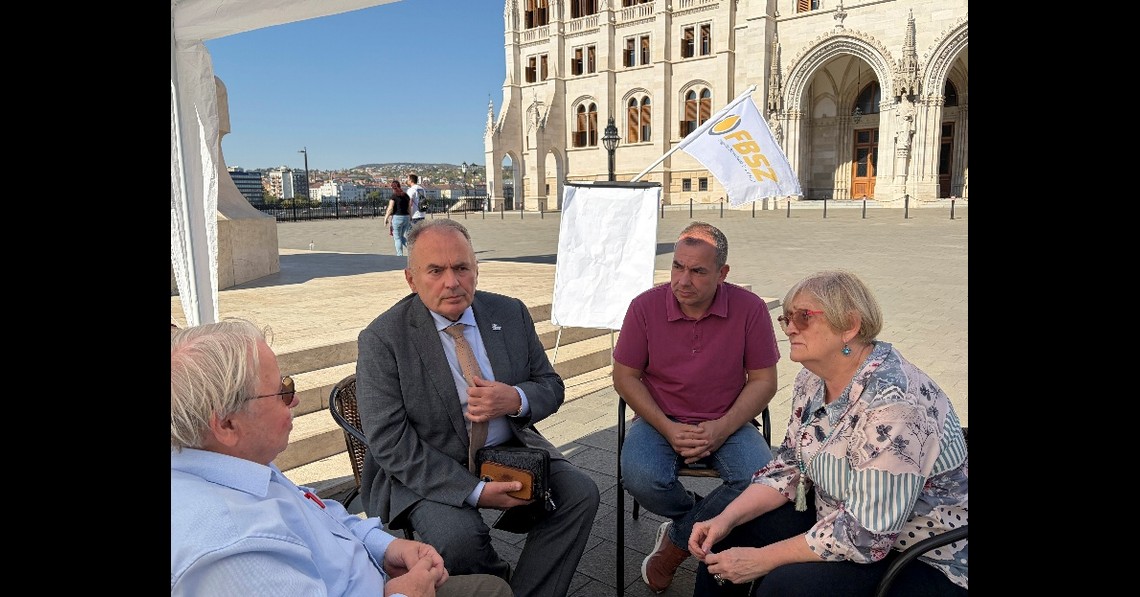 Munkáspárt a kisvállalkozók és a magyar falu védelmében